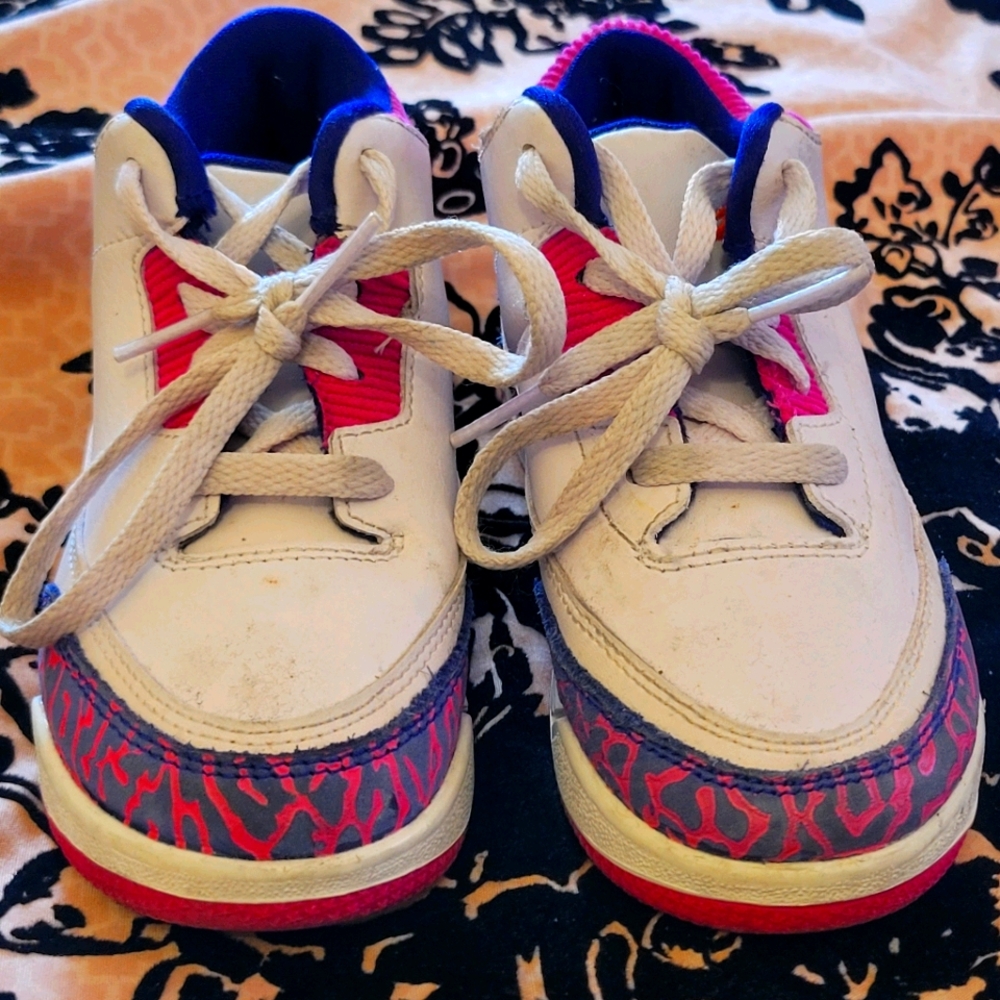 girl air Jordan's